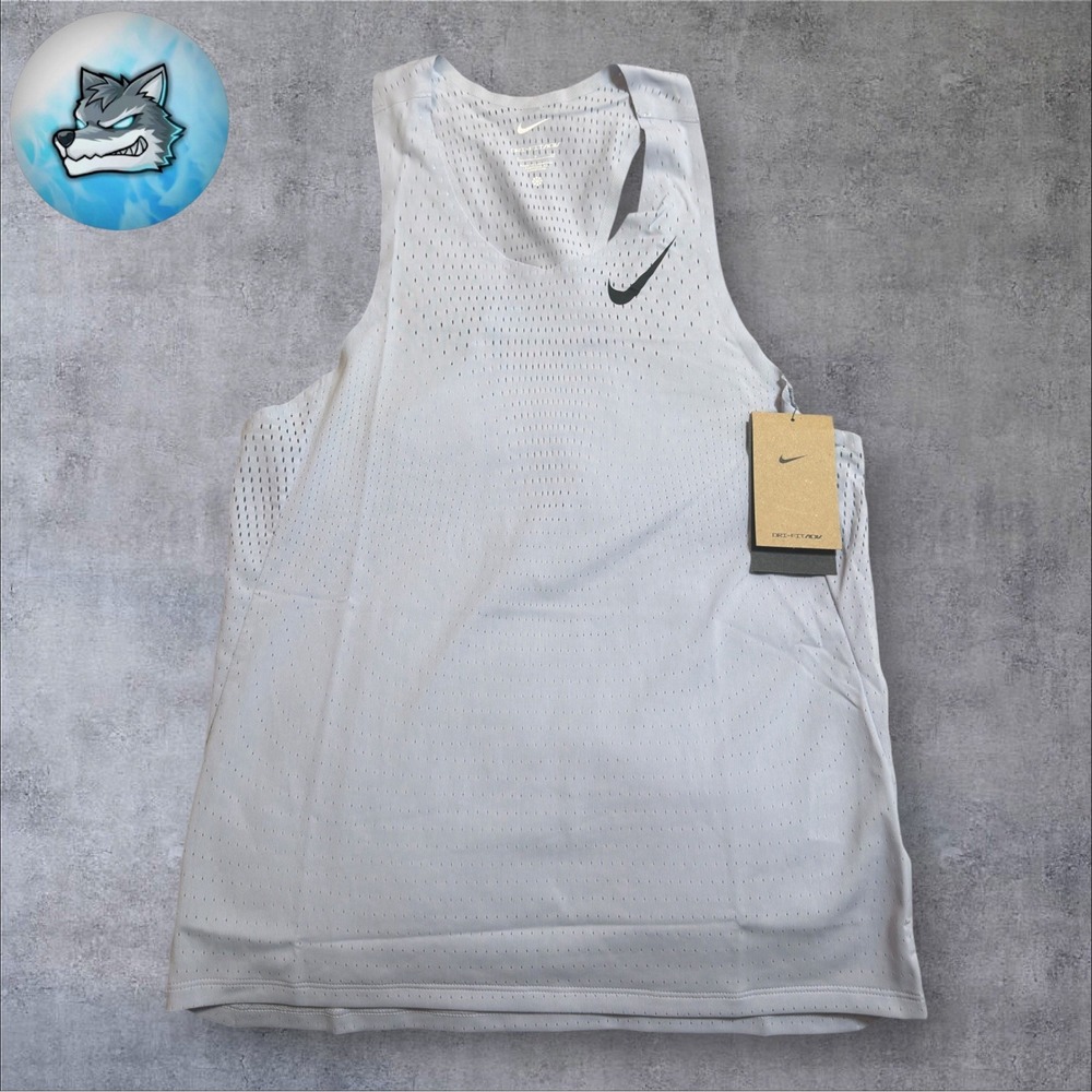 Nike AeroSwift Dri-FIT ADV Running Singlet Ghost Gray Mens Size Small FN4231-057